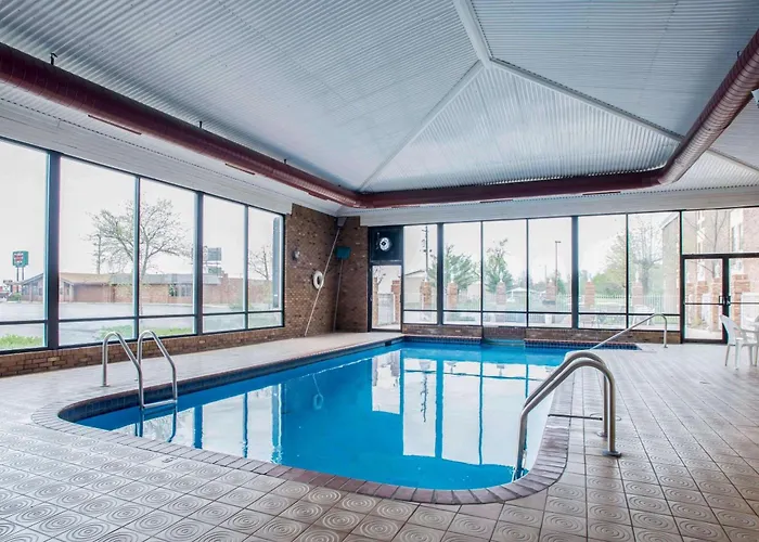 Lodge Econo Marion